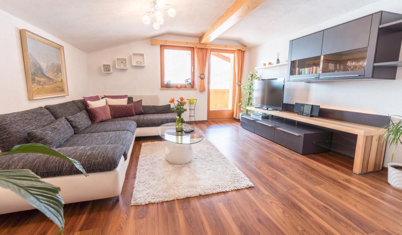 Apartment Hildegard ノイシュティフト・イム・シュトゥーバイタール エクステリア 写真